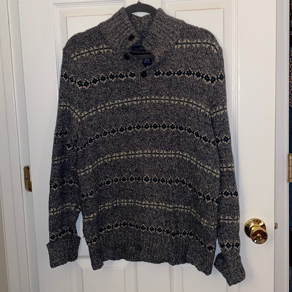 American Eagle Grey Sweater